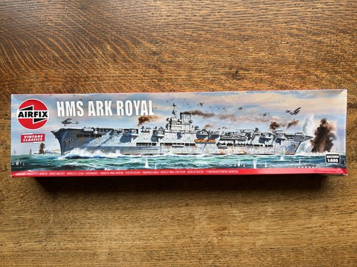 Airfix a04208v 600 - airfix, hms