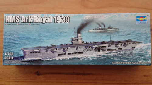 Trumpeter 06713 hms ark royal - hms,