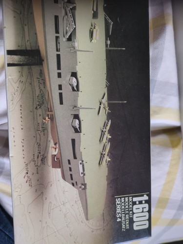 Airfix hms ark royal - hms,