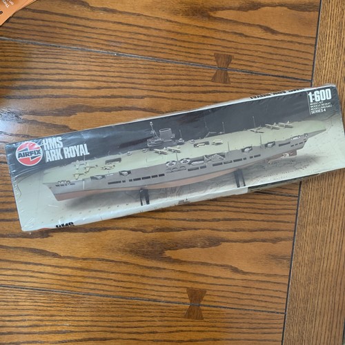 Airfix 600 hms ark - ark, royal